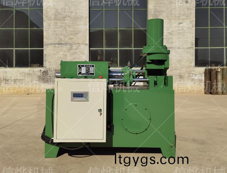 液壓縮逕機(ji)選用(yong)高質(zhì)量液壓係統(tǒng)輭件功能平穩(wěn)